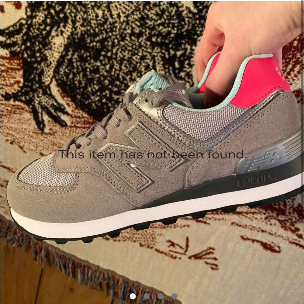 SOLD SOLD SOLD Brand new Figs new balance collaboration